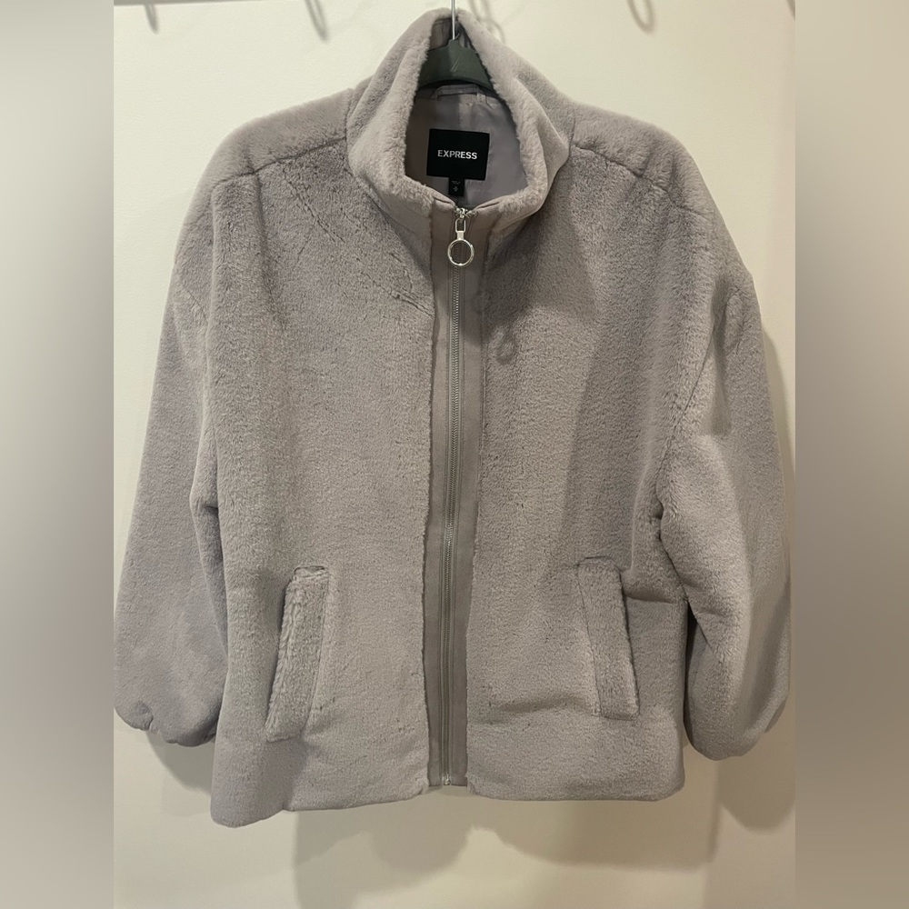 Express faux fur jacket. Women’s medium.